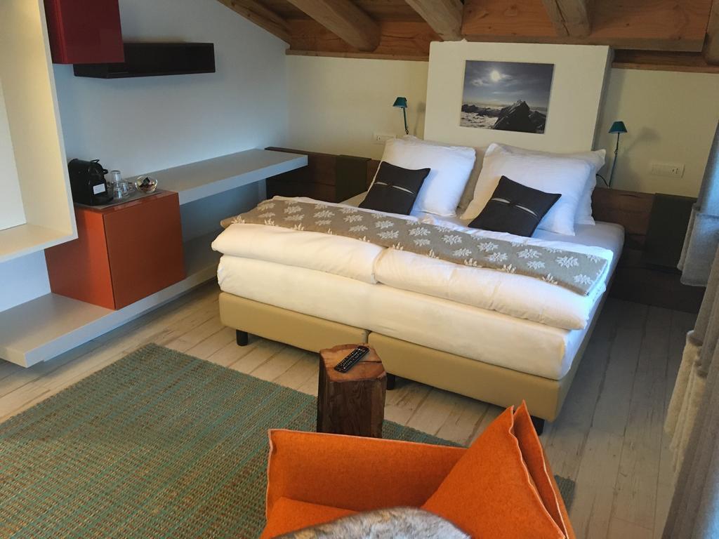 4478 Mountain Lodge Valtournenche Zimmer foto