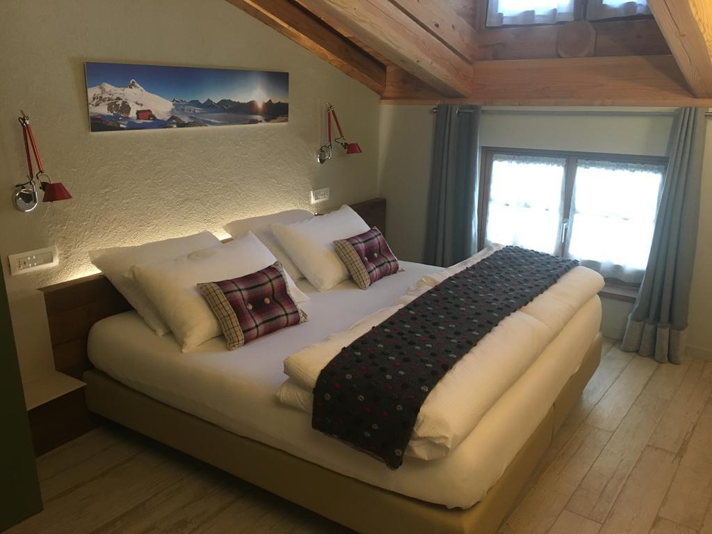 4478 Mountain Lodge Valtournenche Zimmer foto